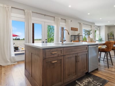 Luxury estate at 155 Gibbons Street, Norfolk, ON — photo 9