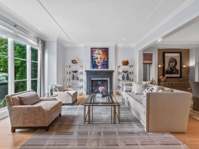 Luxury estate at 221 Dunvegan Road, Toronto, ON — photo 3