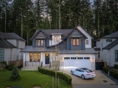 Luxury estate at 19664 31A Avenue, Langley Township, BC — photo 1