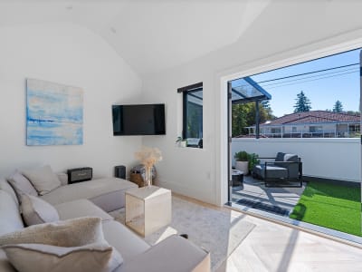 Luxury estate at 4921 Larch Street, Vancouver, BC — photo 5