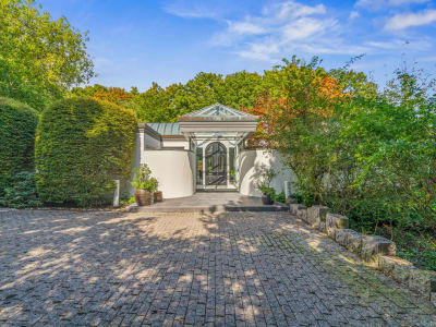Luxury estate at 18 Timberglade Court, North York, ON — photo 25