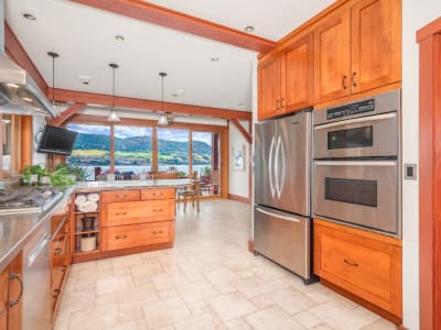 Luxury estate at 7302 Old Stamp Mill Road, Vernon, BC — photo 11