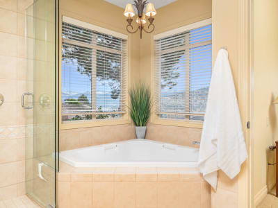 Luxury estate at 200 Melrose Court, Vernon, BC — photo 18