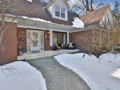 Luxury estate at 1244 Woodland Avenue, Mississauga, ON — photo 2