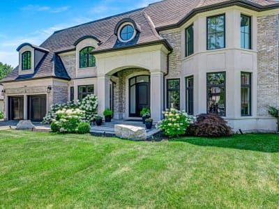 Luxury estate at 714 Atoka Drive, Mississauga, ON — photo 4