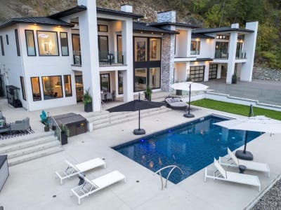 Luxury estate at 112 Sunset Boulevard, Vernon, BC — photo 15