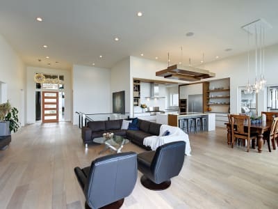 Luxury estate at 5710 Jasper Way, Kelowna, BC — photo 3