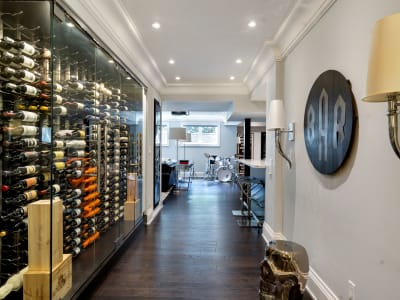 Luxury estate at 245 Winterborne Gate, Mississauga, ON — photo 9