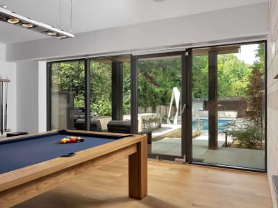 Luxury estate at 11 North Drive, Toronto — photo 19