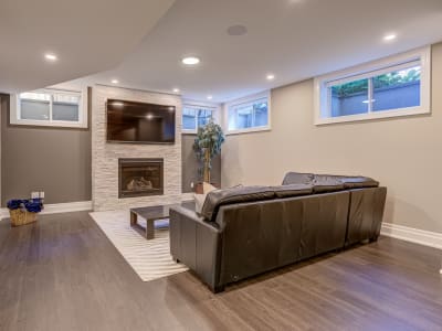 Luxury estate at 100 Seneca Drive, Hamilton, ON — photo 34