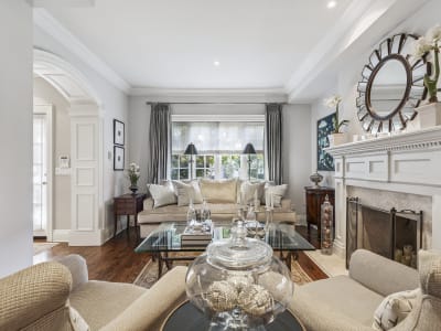 Luxury estate at 45 Lascelles Boulevard, Toronto, ON — photo 8