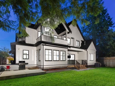 Luxury estate at 13026 16 Avenue, Surrey, BC — photo 25