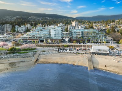 Luxury estate at 1355 Bellevue Avenue, West Vancouver, BC — photo 4