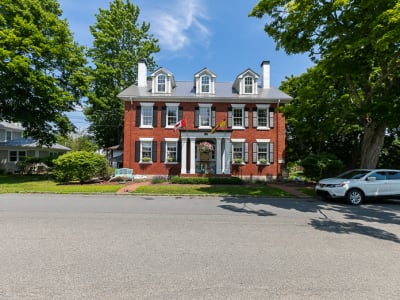 Luxury estate at 142 Queen Street, St. Andrews, NB — photo 7