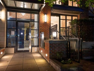 Luxury estate at 1241 Homer Street, Vancouver, BC — photo 27
