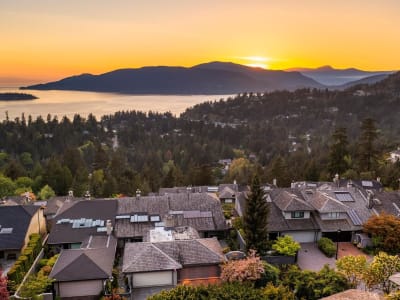 Luxury estate at 5360 Meadfeild Road, West Vancouver, BC — photo 3