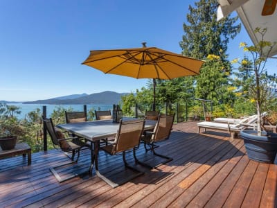 Luxury estate at 220 Panorama Road, Lions Bay, BC — photo 1