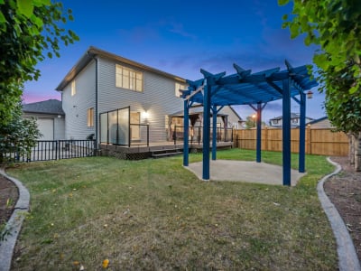 Luxury estate at 192 West Lakeview Place, Chestermere, AB — photo 24
