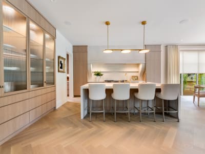 Luxury estate at 304 Pomona Avenue, Burlington, ON — photo 12