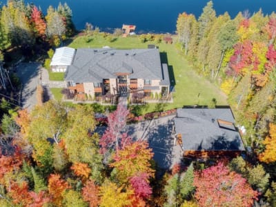 Luxury estate at 143 Ch des Quatorze-Iles, Saint-Hippolyte — photo 2