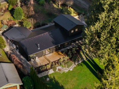 Luxury estate at 107 Mahan Road, Gibsons, BC — photo 2