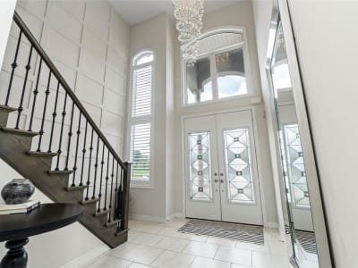 Luxury estate at 8 Pavel Place, Hamilton, ON — photo 4