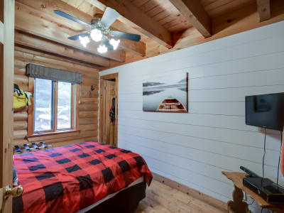 Luxury estate at 30 McVittie Island, Bracebridge, ON — photo 18