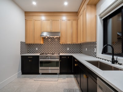 Luxury estate at 16850 106 Avenue, Surrey, BC — photo 12