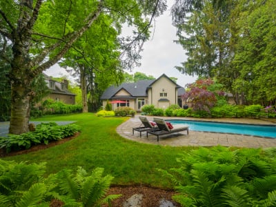 Luxury estate at 4169 Lakeshore Road, Burlington, ON — photo 32
