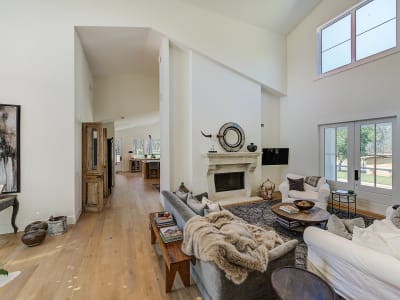 Luxury estate at 4510 Stewart Road East, Kelowna, BC — photo 7