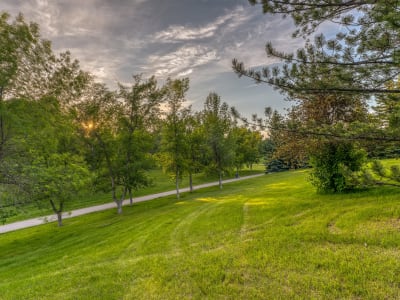 Luxury estate at 5011 Viceroy Drive Northwest, Calgary, AB — photo 28