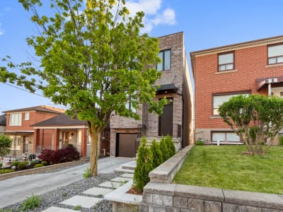 Luxury estate at 526 Westmount Avenue, Toronto, ON — photo 7