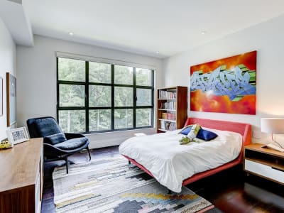 Luxury estate at 528 Rue du Sommet, Mont Saint-Hilaire — photo 22