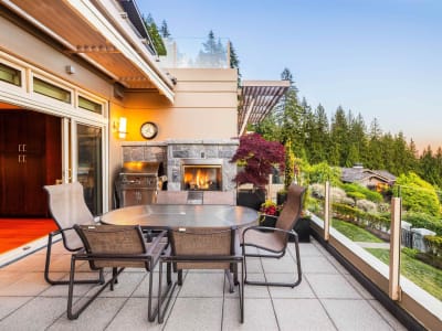 Luxury estate at 2535 Garden Court, West Vancouver, BC — photo 9