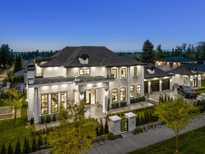 Luxury estate at 14433 28th Avenue, Surrey, BC — photo 3
