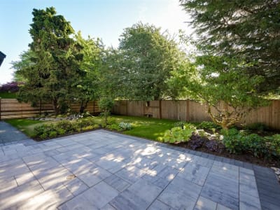 Luxury estate at 587 Oliver Street, Victoria, BC — photo 11