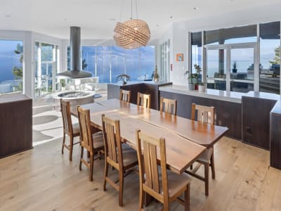 Luxury estate at 2100 Dewdney Road, Kelowna, BC — photo 8