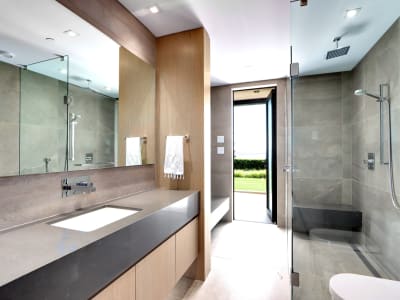 Luxury estate at 2611 Bellevue Avenue, West Vancouver — photo 15