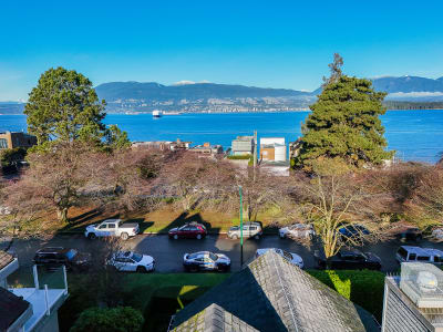 Luxury estate at 3262 West 1st Avenue, Vancouver, BC — photo 43