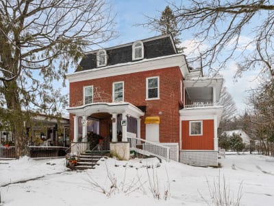 Luxury estate at 30 Rue Principale Sud, Sutton, QC — photo 3
