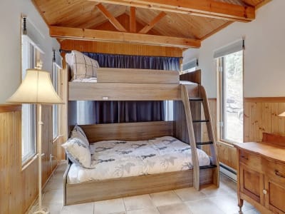 Luxury estate at 19 Chemin Girl's Camp, Mansonville, QC — photo 25