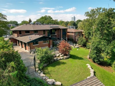 Luxury estate at 89 Kingsway Crescent, Toronto — photo 1