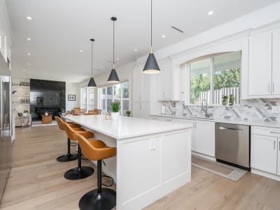 Luxury estate at 576 Linton Street, Coquitlam, BC — photo 10