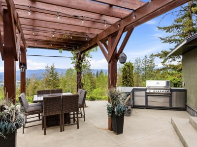 Luxury estate at 5757 Upper Booth Road North, Kelowna, BC — photo 4