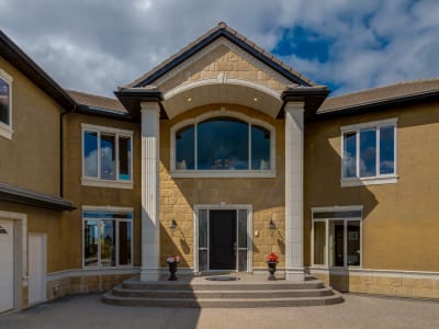 Luxury estate at 262060 Range Road 33, Rocky View, AB — photo 2