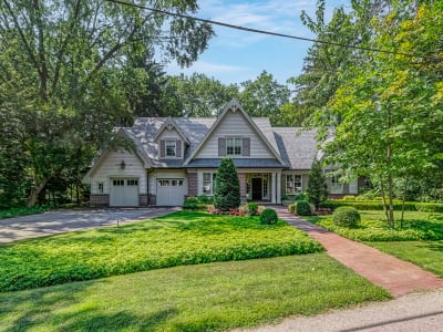 Luxury estate at 190 Donnelly Drive, Mississauga, ON — photo 3
