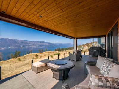 Luxury estate at 9814 Beacon Hill Crescent, Lake Country, BC — photo 14