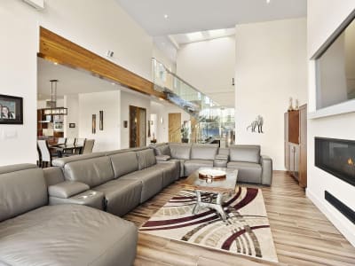 Luxury estate at 704 Stonor Street, Summerland, BC — photo 8