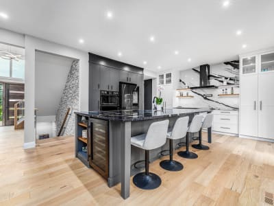 Luxury estate at 204 Pump Hill View SW, Calgary, AB — photo 10