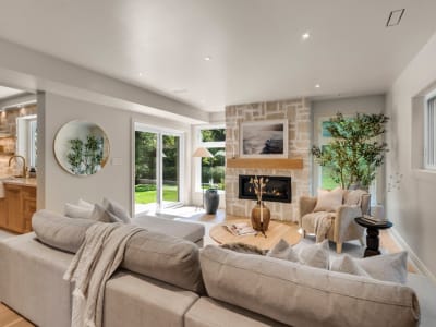 Luxury estate at 393 Hess Street South, Hamilton, ON — photo 3